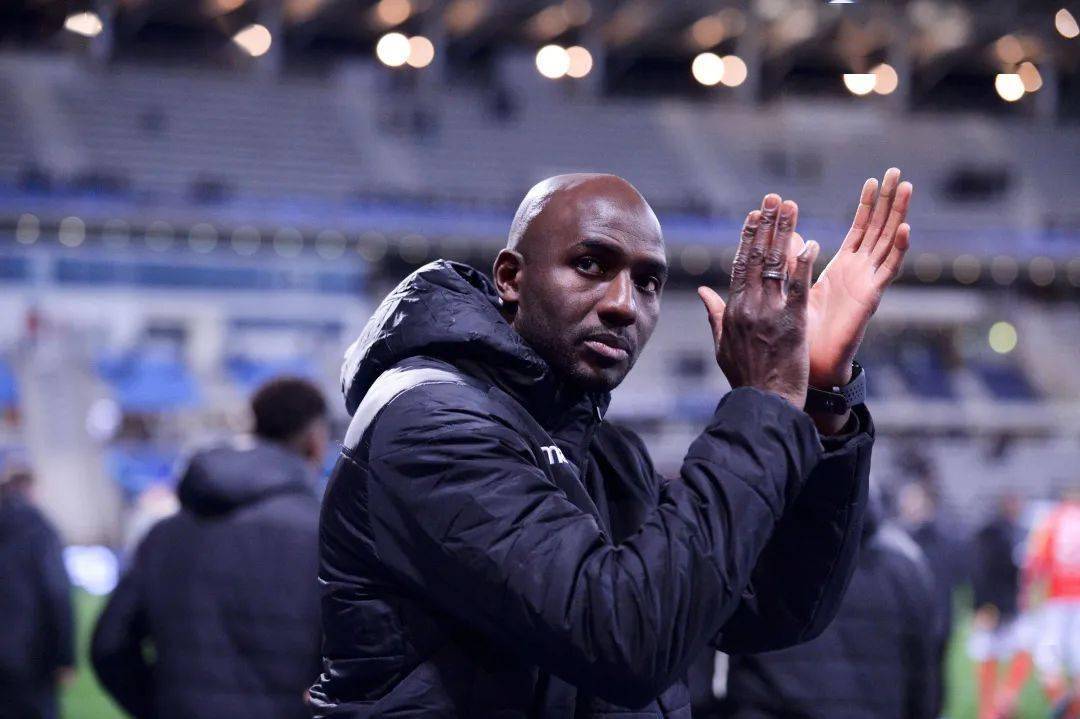 关于清晨华盛顿奇才备战法国杯，复出首秀细节曝光，赛场秩序良好，细节决定成败的信息