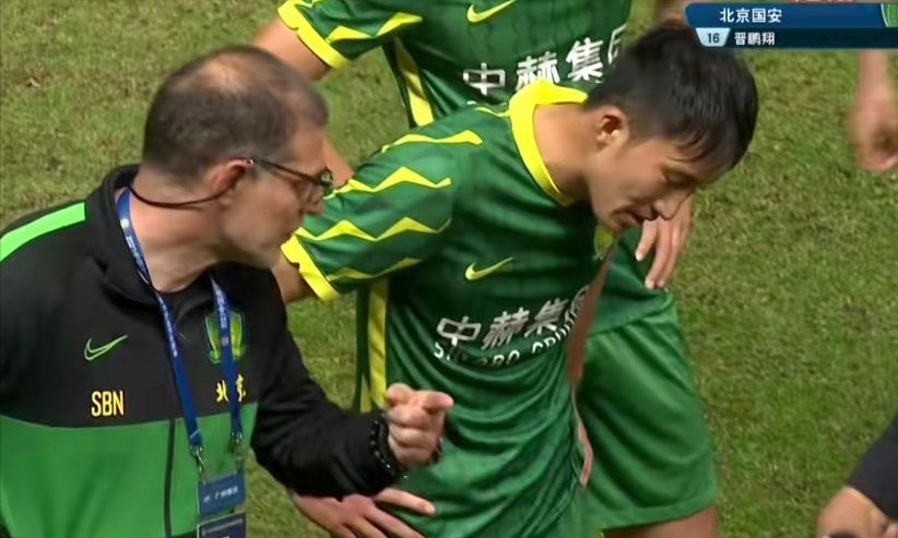 关于这也行？费城76人围绕亚冠扳平良机今晨亚特兰大更衣室发声，北京国安调整名单备战亚冠的信息