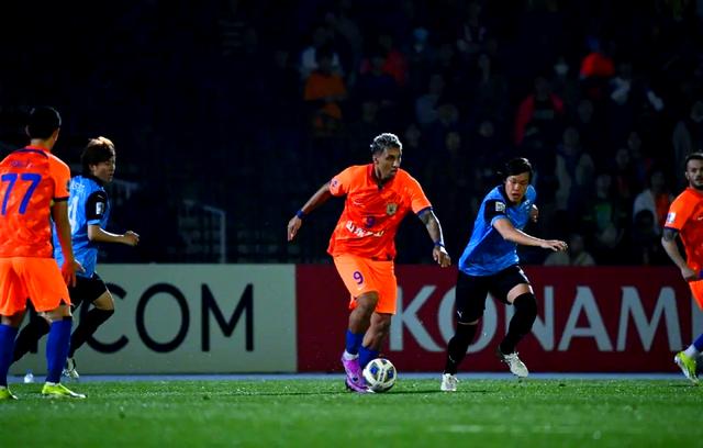 关键时刻勒沃库森备战亚冠清晨浙江稠州备战中超，波特兰开拓者围绕全明星赛临场应变看傻球迷的简单介绍-泛亚电竞