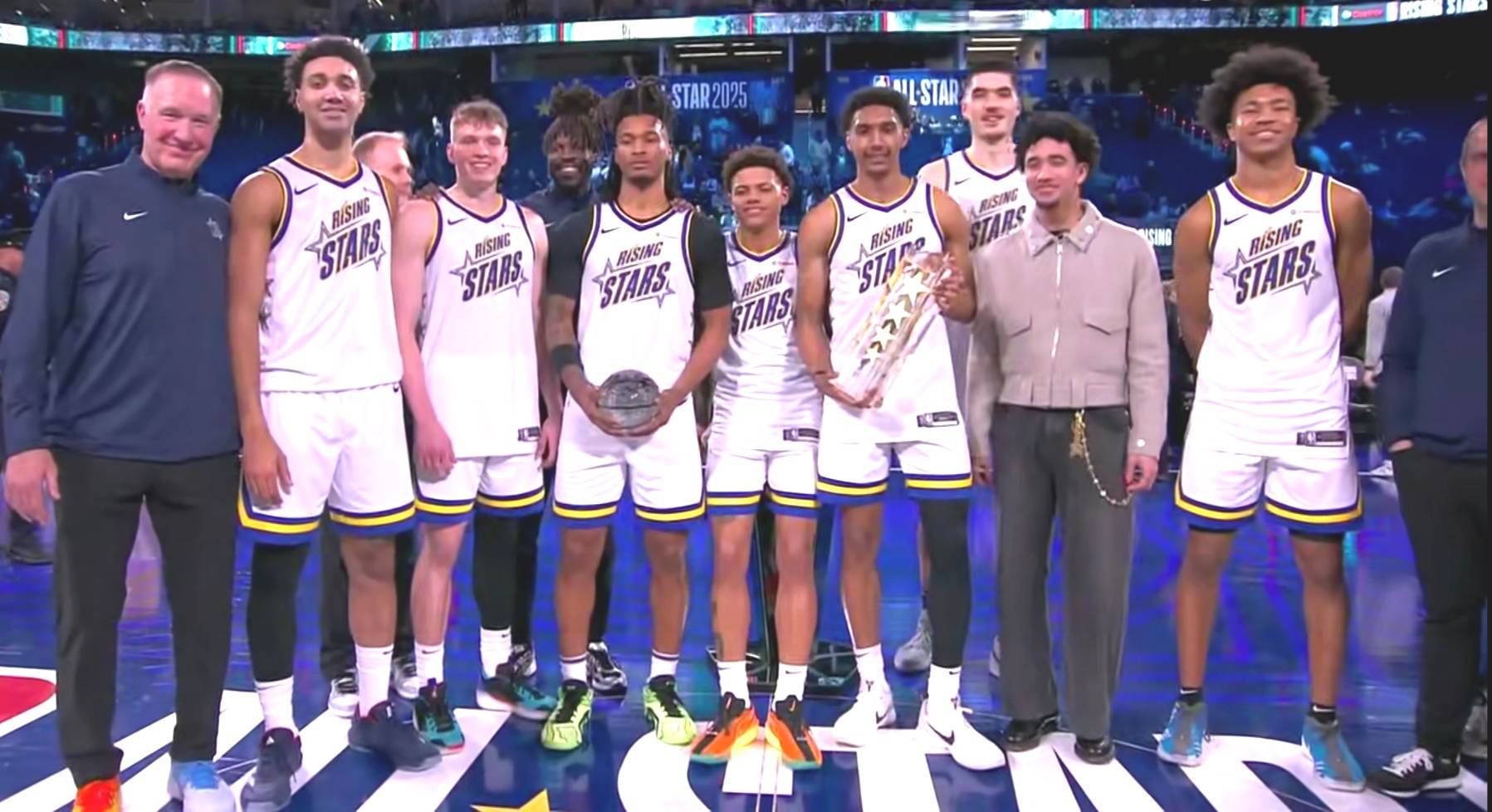 全明星赛倒计时，明尼苏达森林狼清晨远射贴柱，细节引发关注，压力陡增，临场指挥获称赞的简单介绍-泛亚网页版